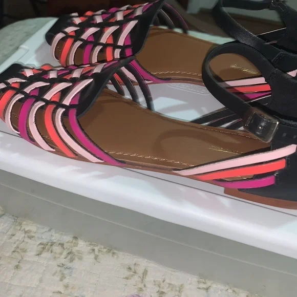 Anthropologie, women’s shoes, size 9 - Picture 6 of 7